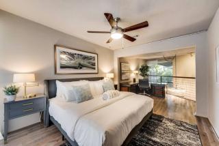 Spacious and Bright, 2-Story Executive Loft - 8