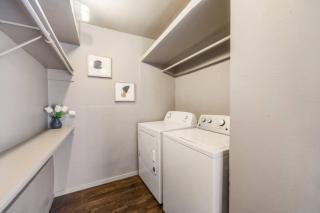 Spacious and Bright, 2-Story Executive Loft - 5
