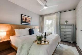 Sophisticated urban loft with king suite - 4