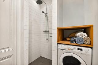 Cozy Apartment with Private Garden - 7