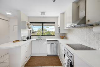 4-80 Noosa Pde Noosa Heads -Commodore - 2