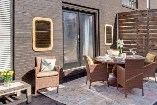 Spacious 2-Bed Dallas Condo Patio Resort Pool - 7