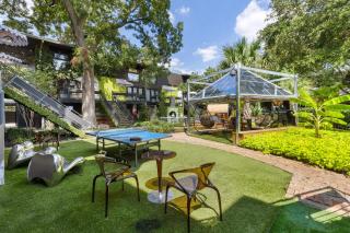 Spacious Dallas 2BR Condo Resort-Style Pool - 6