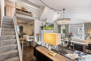 Modern 2BR Dallas Loft w Private Outdoor Terrace - 3