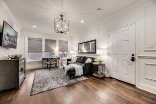 Live in Spacious Historic Neighborhood - 5