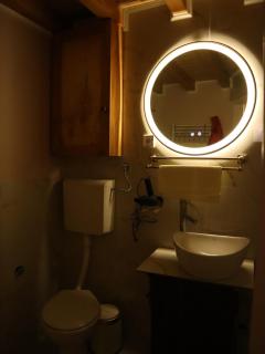 Golden Sun Salon - 5