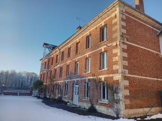 Au Moulin des Prés - Gîte 15 couchages au bord de l'eau - 9