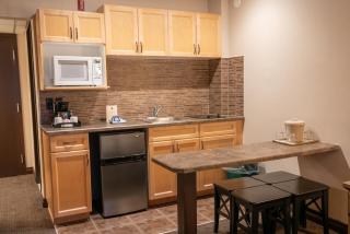 The Rundlestone Lodge - 6