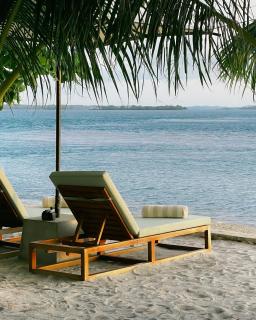 The Riahi Residences at Nirup Island - 4