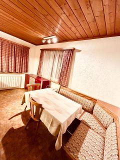 WEF- Alpine Apartment - 1