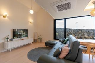 In Aewol Forest 102 - 4