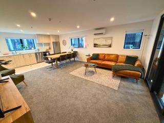 Serene 2BR Retreat at the heart of Christchurch Central City - 0