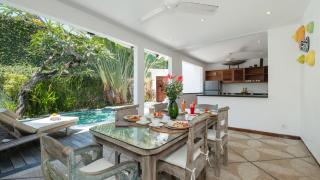 Ku Estate by Villa Finder - 2