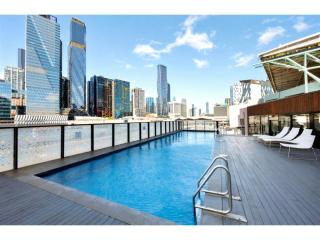 Solaris Residence Premium Bright One Bedroom Apartment at Marvel Stadium - 9