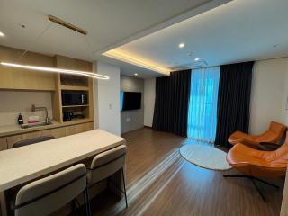 Felix by STX Hotel & Suite - 6