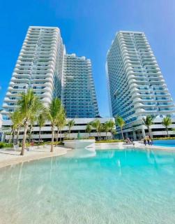 Azure North - Aurora Sky - 3