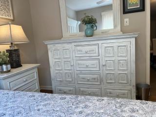 First floor 1-bedroom Apt with off-street parking - 1