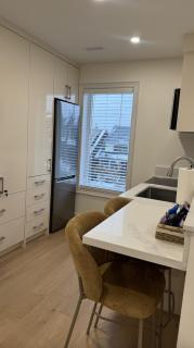 Bright & Cozy Private Studio Apartment - 4