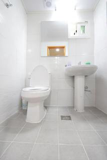 Hongdae guesthouse Cocon Stay - Women only 女性專用 - 9