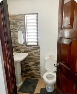 Cozy 2 of 5 Apartment in the Heart of Ocho Rios - 8