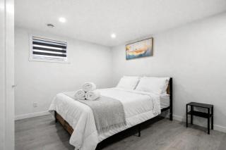 New 2BR Suite, Walk to Dining, Near Downtown - 8