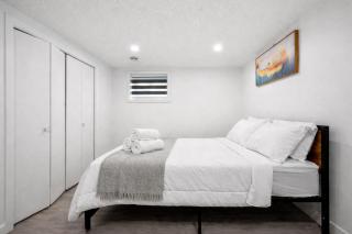 New 2BR Suite, Walk to Dining, Near Downtown - 7