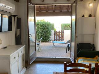 Villa T4 au Bord du Lac avec Terrasse, 6 Pers, Parking, Animaux Acceptés, Classée 1* - FR-1-798-37 - 2