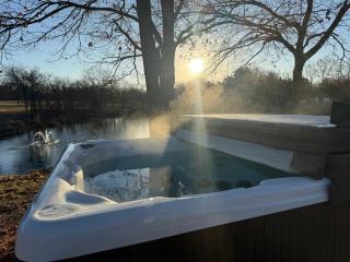 Waterfront Lodge by The Lodges at Fossil Creek - 8