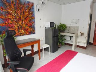 Lumphini Perfect Escape Sunny Rooftop EnSuite - Bangkok - 3