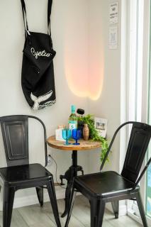 Luxury 4BR, Sleeps 12, Heated Pool, Near Universal Studios - 8