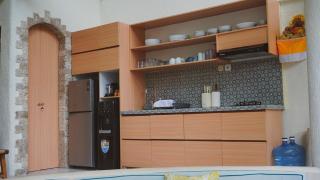 Villa Tyche Luxury 4BR Near Beach - 5