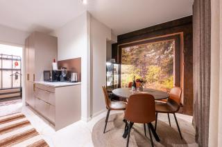 Premium City Center 2 rooms Apartment Glassed Balcony FREE PRIVATE PARKING - 0