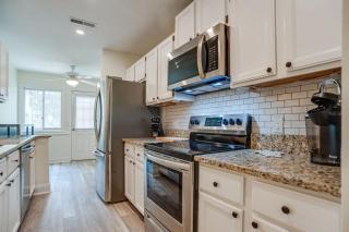 Updated 2BR Tennismaster-Pool, Free Beach Shuttle - 5