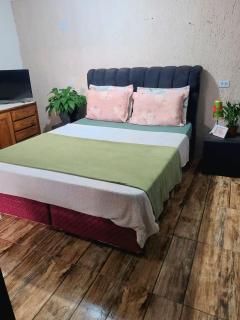 Kitnet aconchegante - Fundos - 3