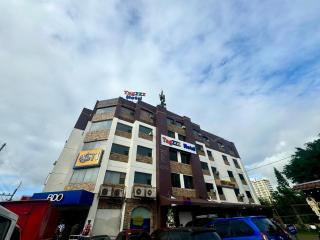 Tagzzz Hotel powered by Cocotel - 1