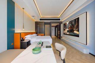 Four Seasons Inn & Suites by Dorgo - 5