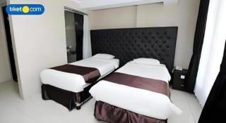 Rizen Premiere Hotel - 2