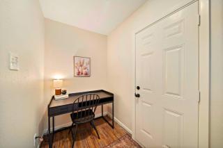 Seabrook TX Vacation Home Near El Jardin Beach - 8