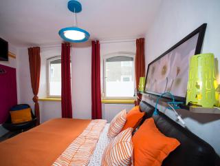 Zimmervermietung am Stadtplatz / BHF 8 min / A8 - Traunstein - 1