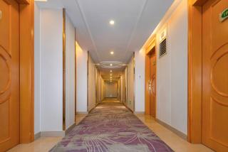 Vienna Hotel Shenzhen Longgang Vanke Li Jixiang Metro Station Branch - 1