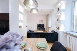 Nowy Świat 47 Central Stay Warsaw by Solarento - 2