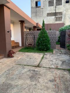 Deux chambres salon - 1