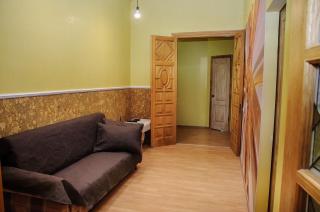 Golden Globus Hostel - Kiev - 3