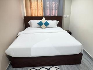 De Awon's Luxury Hotel - 3