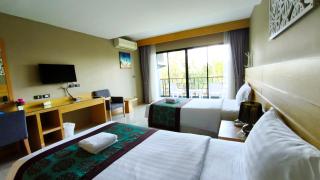 The Par Phuket Hotel - 3