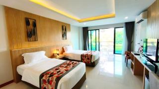 The Par Phuket Hotel - 4