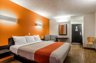 Motel 6-York, NE - York - 7