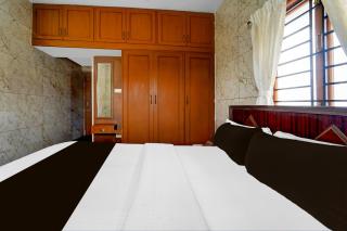 Super Collection O Omni Bus Terminal Gandhipuram Formerly Apple Grand - 0