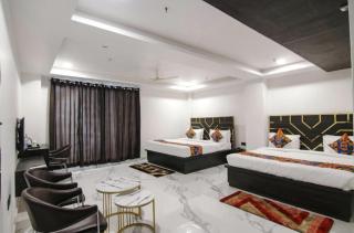 Hotel GreySky Karkardooma AnandVihar New Delhi - 2
