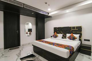 Hotel GreySky Karkardooma AnandVihar New Delhi - 7